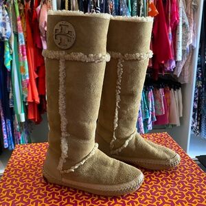 Tory Burch Amelie Shearling camel boots size 6